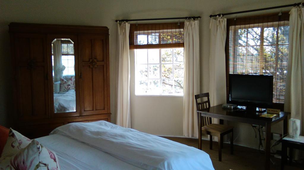 Chartwell Castle & Guest House Extérieur photo