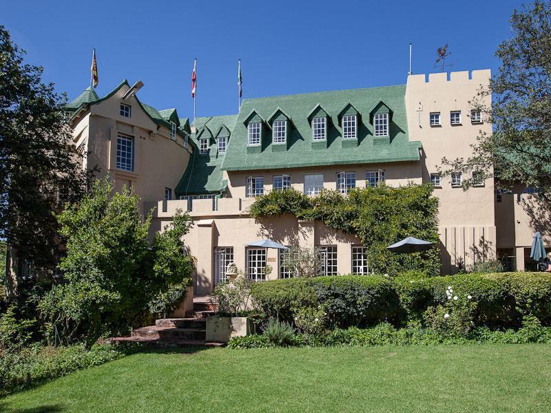 Chartwell Castle & Guest House Extérieur photo