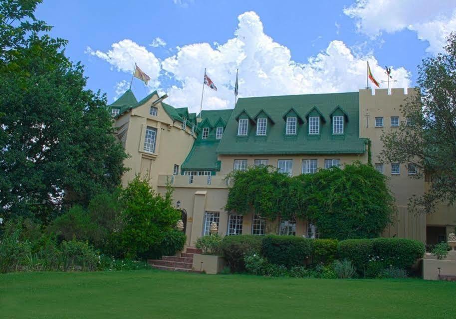 Chartwell Castle & Guest House Extérieur photo